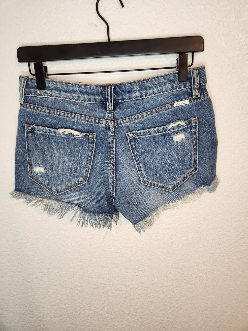 Kancan button-fly Women’s Distressed Denim Shorts Blue 33545 size XS